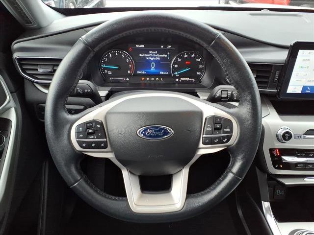 Certified 2022 Ford Explorer XLT w/ Equipment Group 202A image 13