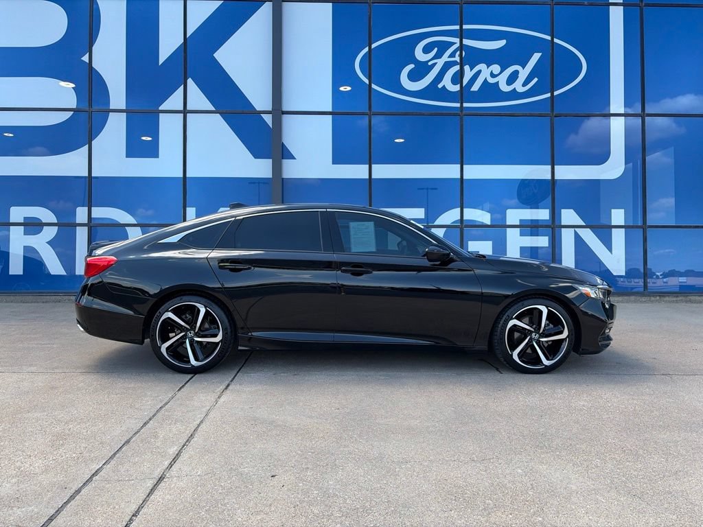 Used 2019 Honda Accord Sport image 8