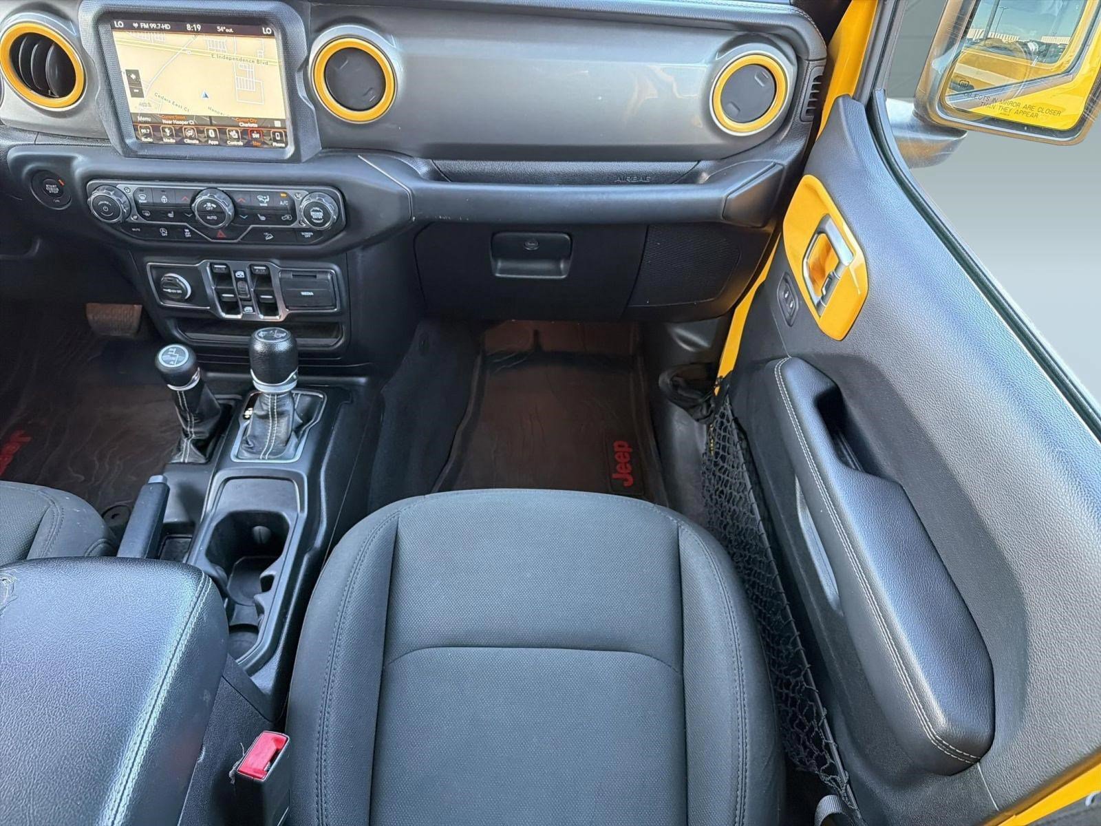 Used 2018 Jeep Wrangler Unlimited Sahara AWD/4WD image 26