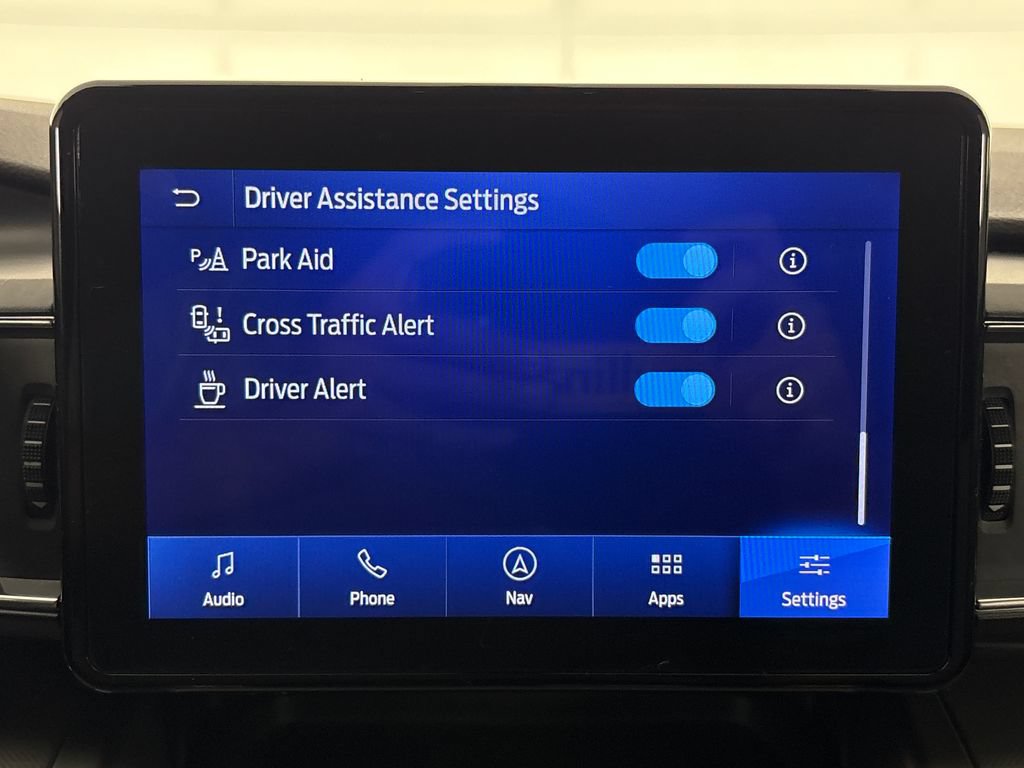 Certified 2022 Ford Explorer XLT w/ Equipment Group 202A RWD image 38
