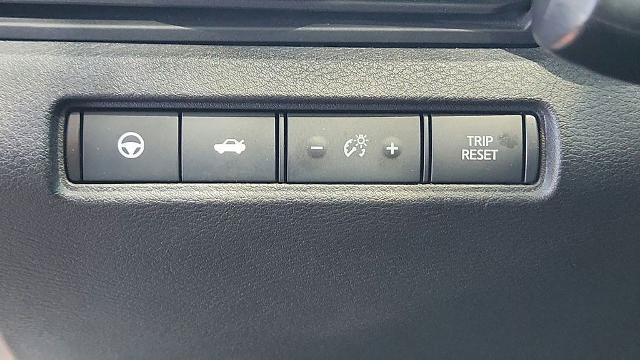 Used 2023 Nissan Altima 2.0 SR FWD image 10
