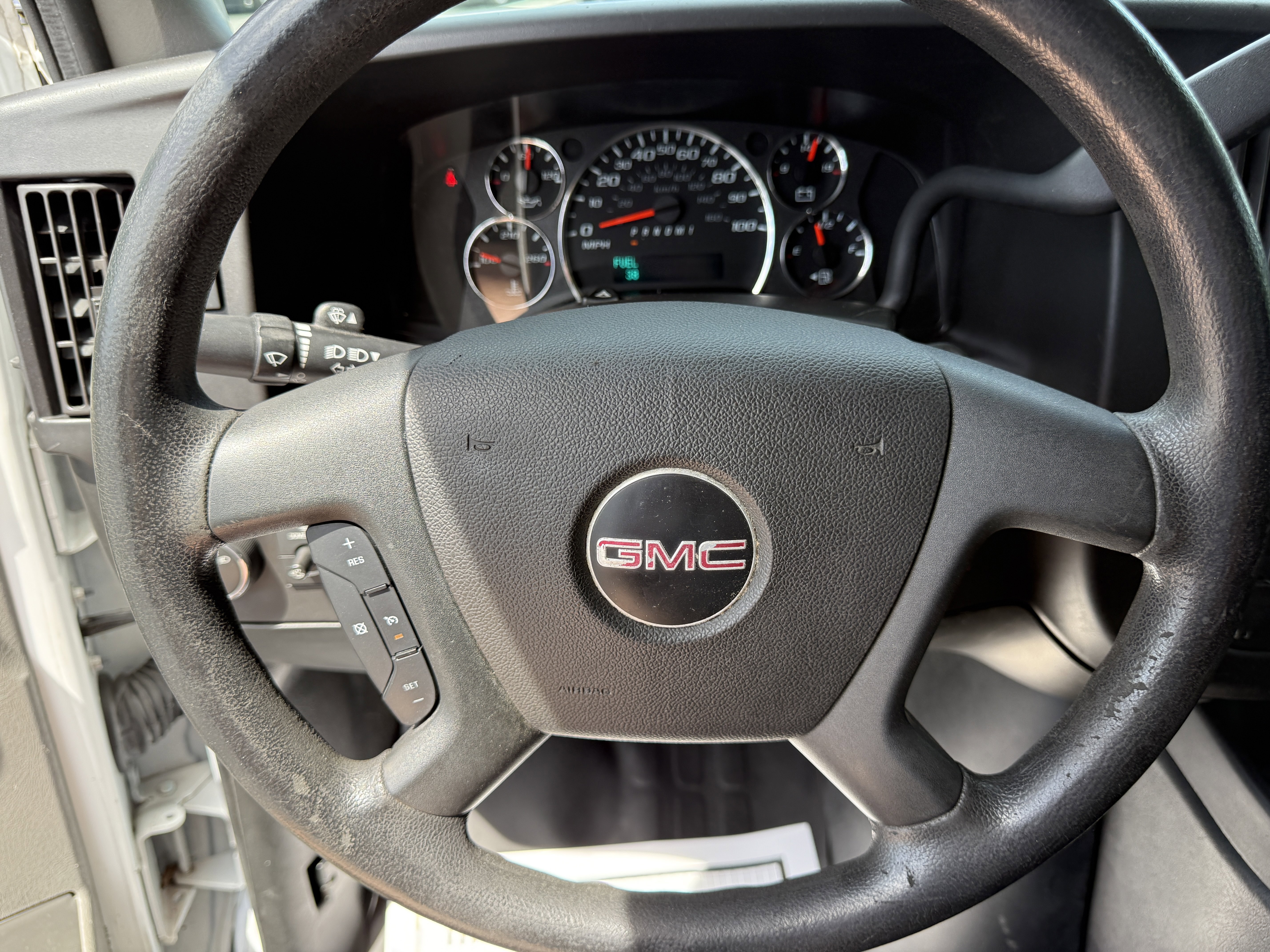 Used 2021 GMC Savana 2500 w/ Driver Convenience Package RWD image 25