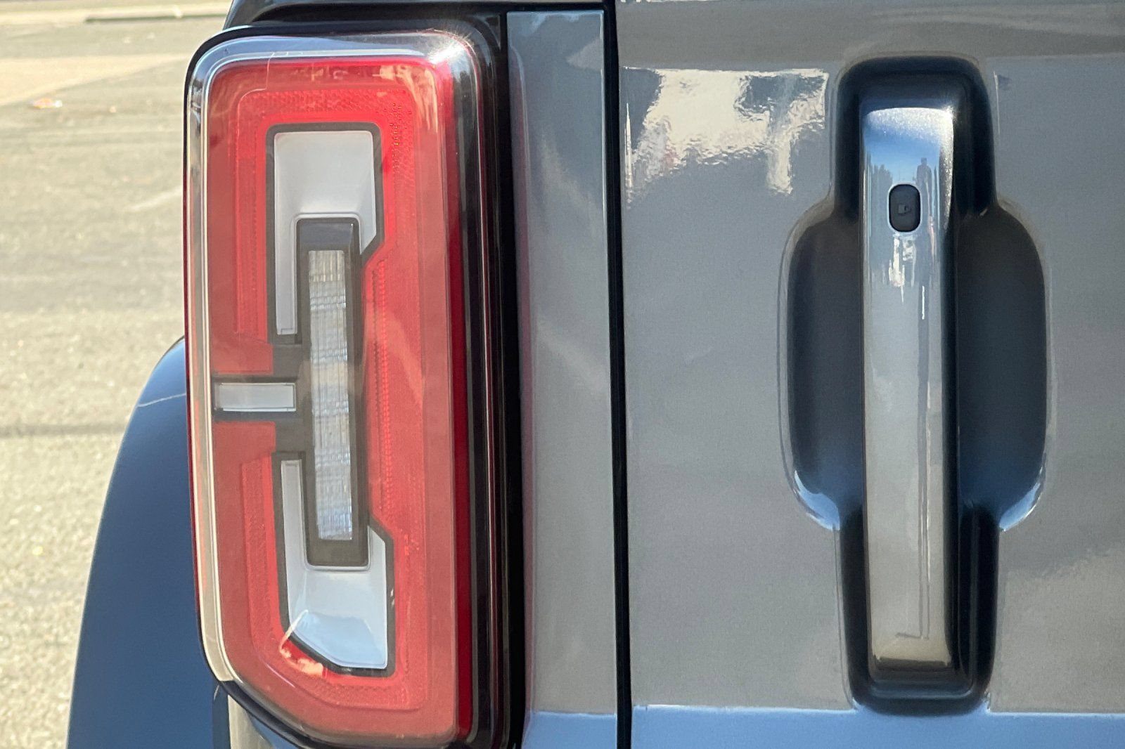 Certified 2024 Ford Bronco Outer Banks AWD/4WD image 45