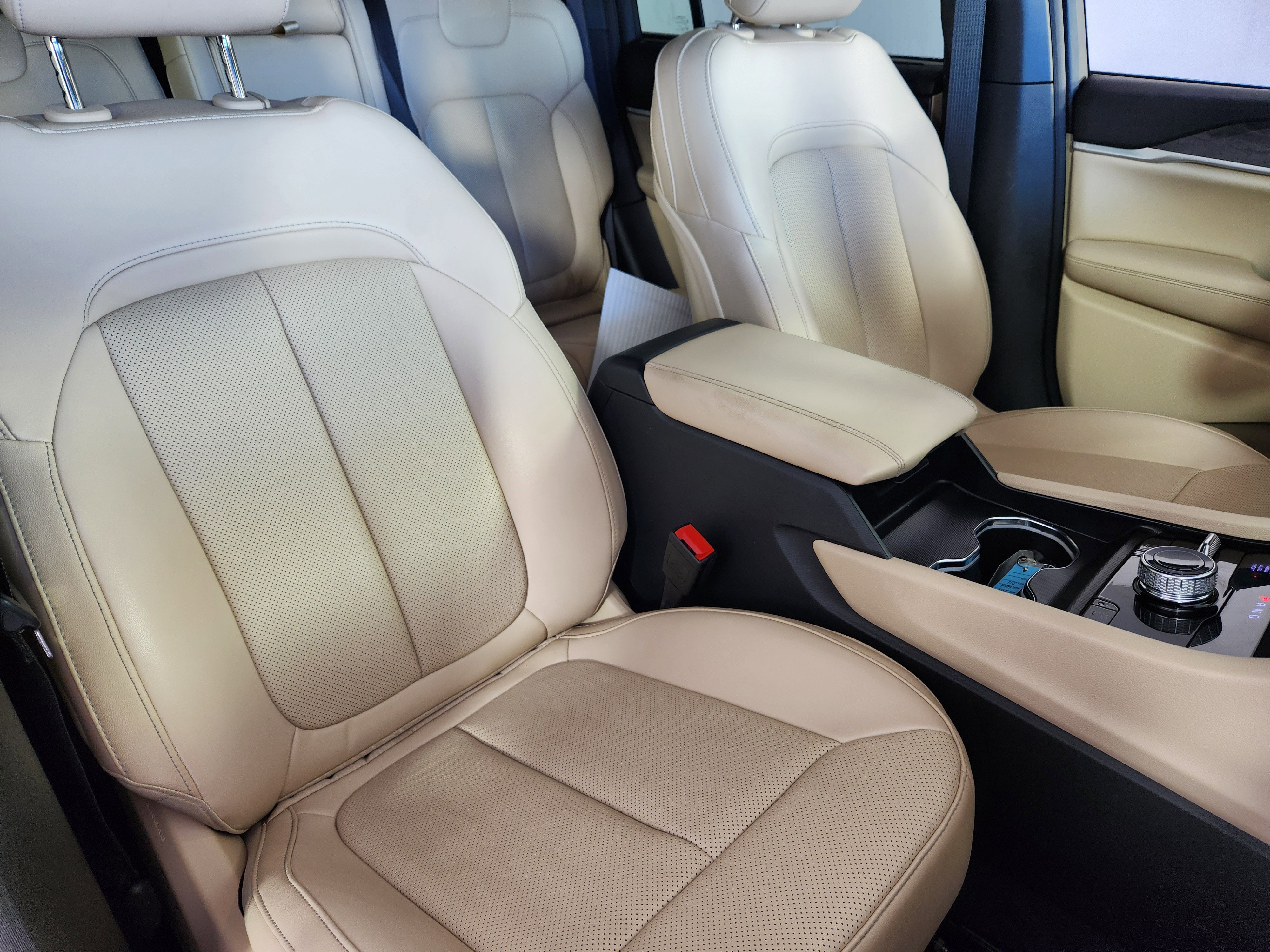 Used 2024 Jeep Grand Cherokee Limited 4xe w/ Luxury Tech Group II image 10