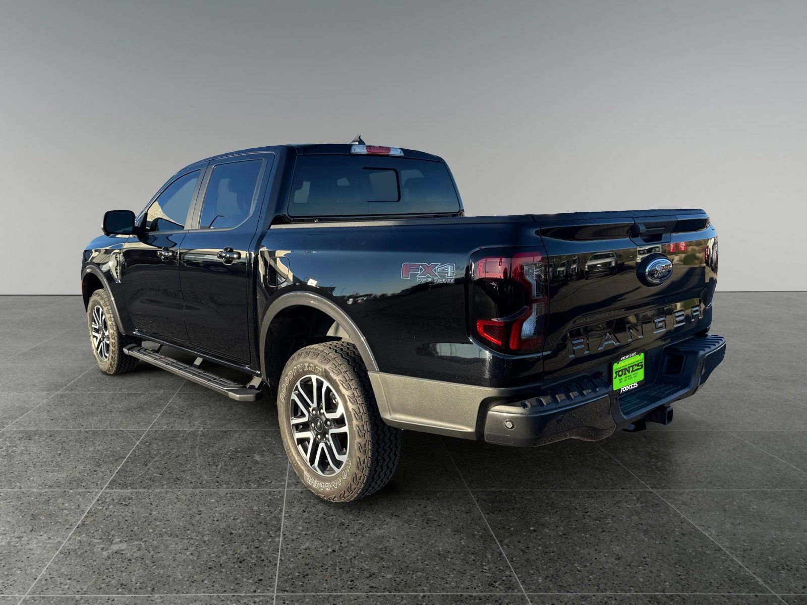 Certified 2024 Ford Ranger Lariat w/ FX4 Off-Road Package image 5