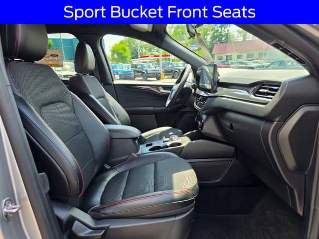 Certified 2024 Ford Escape ST-Line w/ Tech Pack #1 AWD/4WD image 13