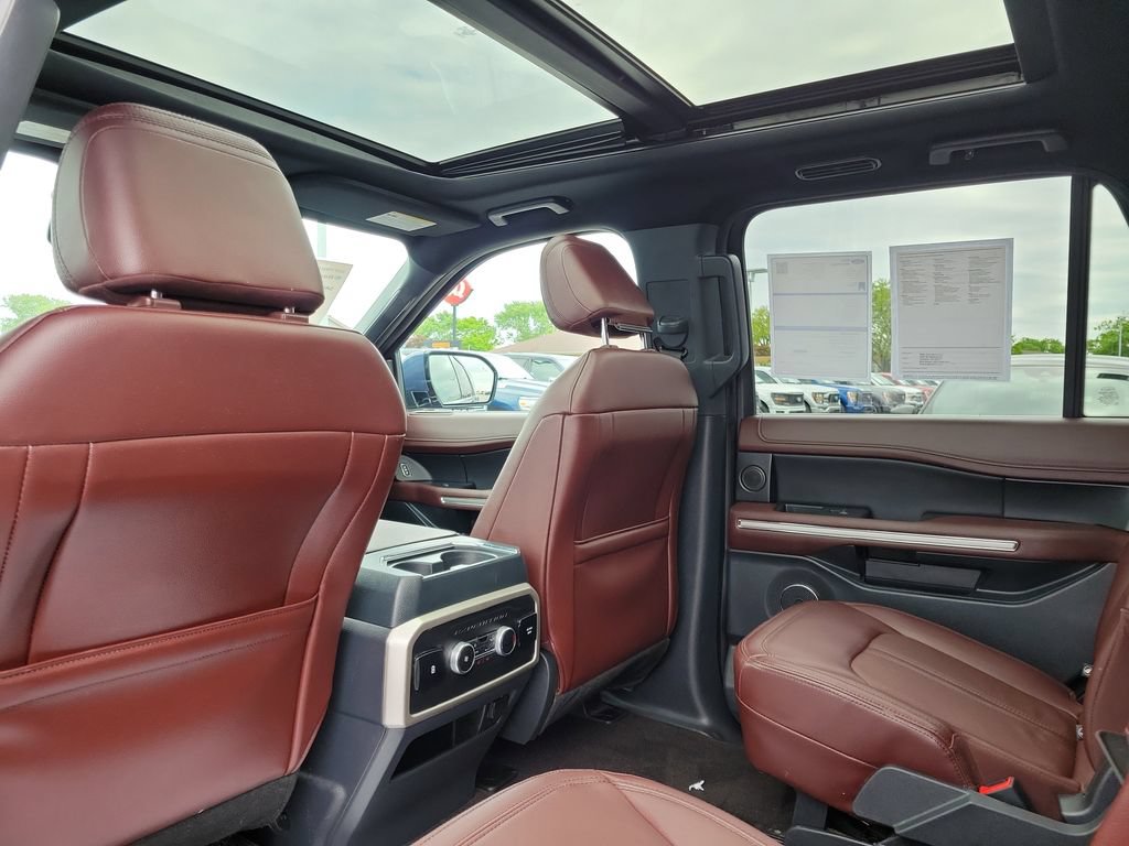 Certified 2022 Ford Expedition Limited AWD/4WD image 16