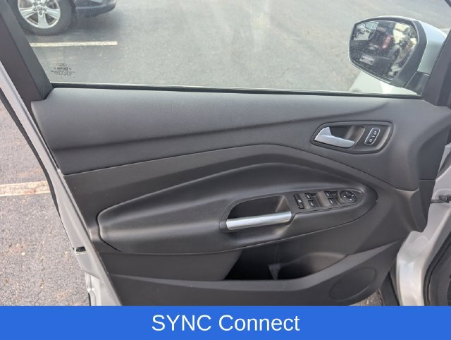 Certified 2018 Ford Escape SE w/ SE Sync 3 Package AWD/4WD image 13