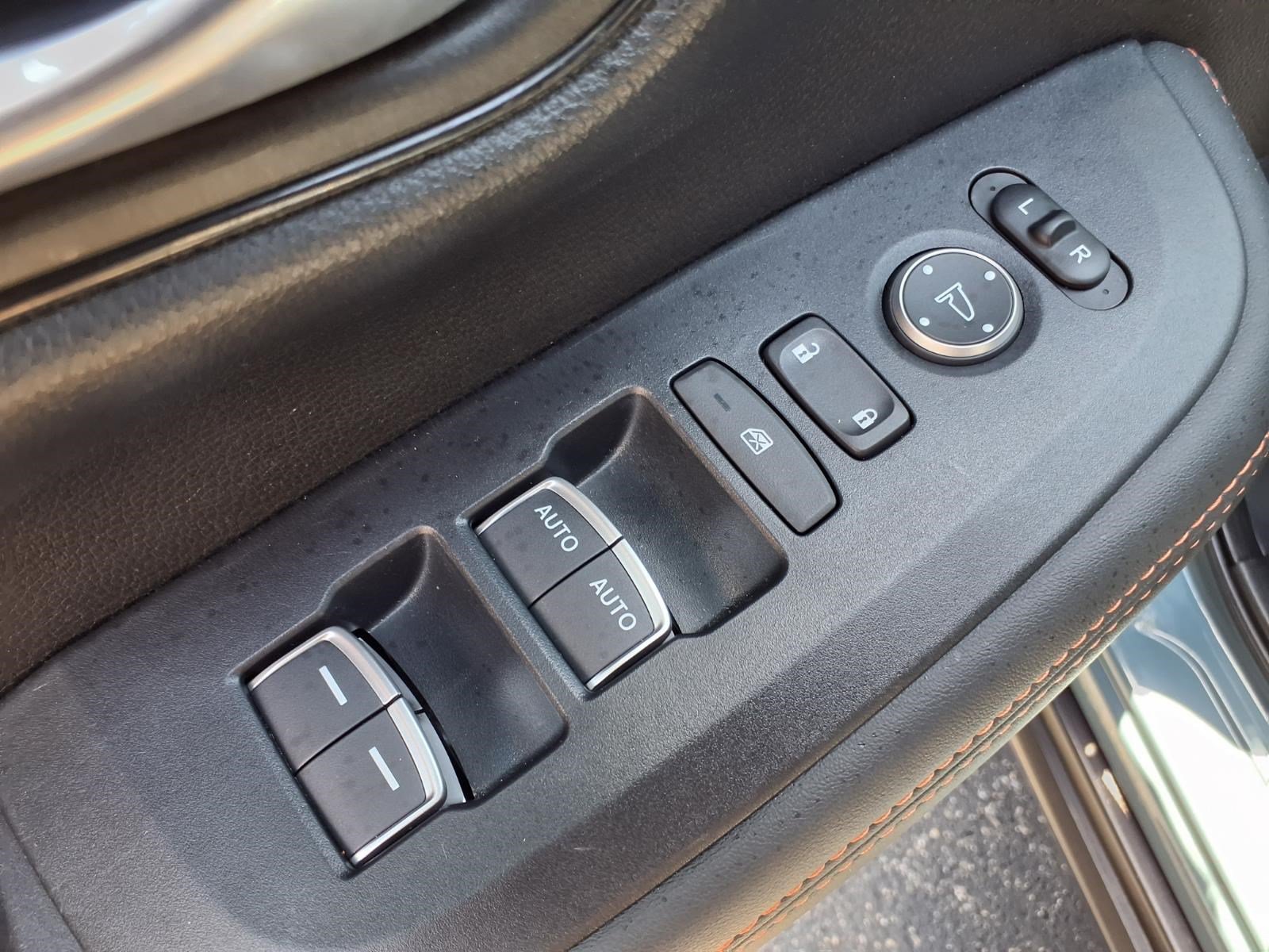 Used 2025 Honda HR-V Sport image 16