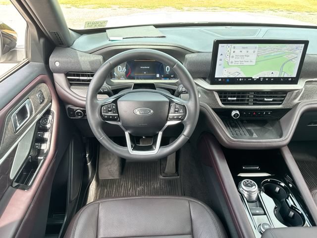 Certified 2025 Ford Explorer Platinum w/ Ultimate Package AWD/4WD image 14