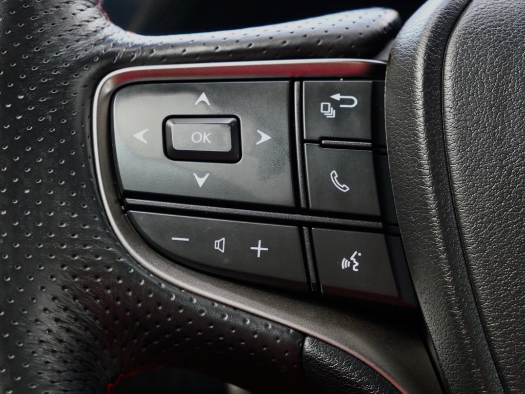 Used 2023 Lexus UX 250h F Sport FWD image 26