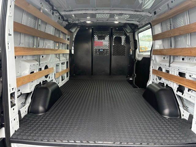 Certified 2024 Ford Transit 250 Low Roof w/ Exterior Upgrade Package RWD image 22