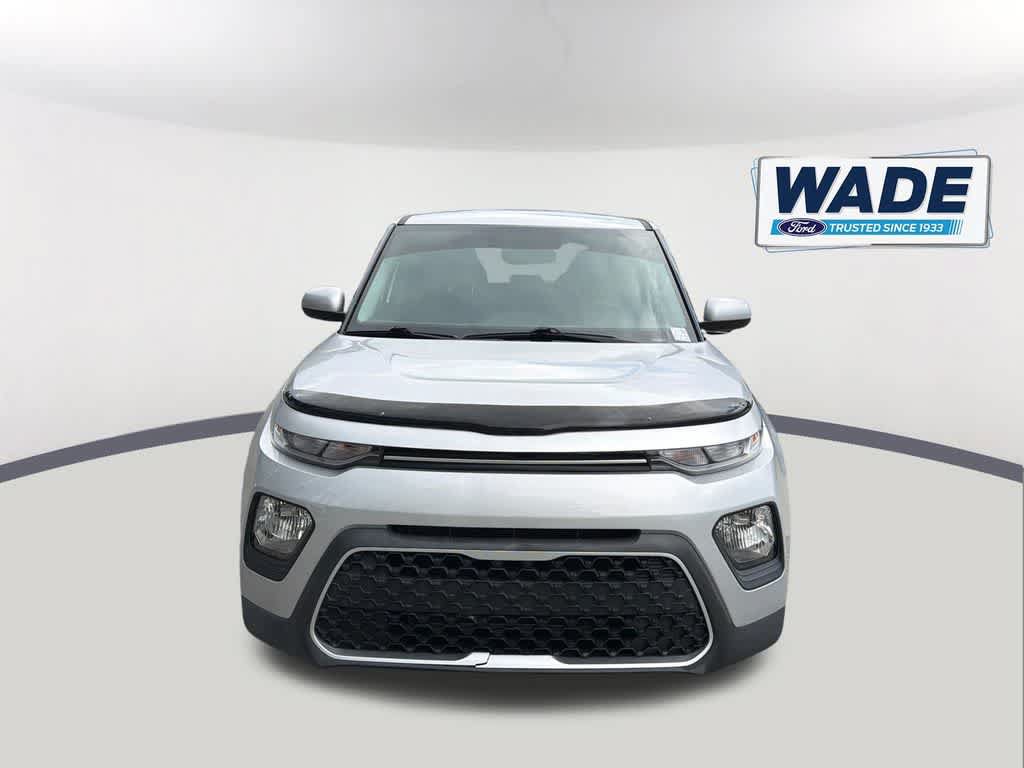 Used 2021 Kia Soul LX FWD image 2