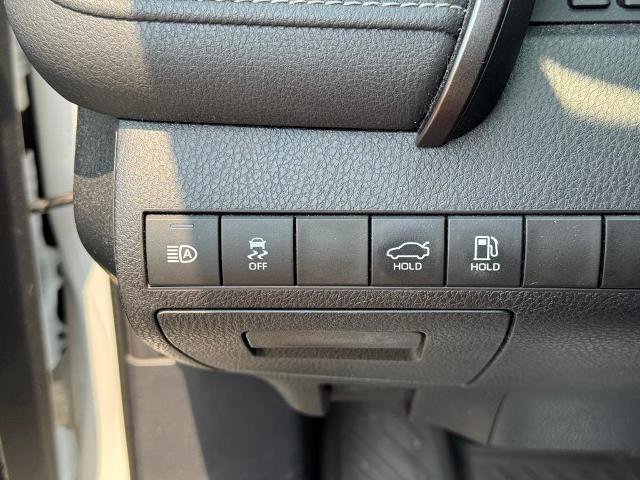 Used 2020 Toyota Camry XSE image 21