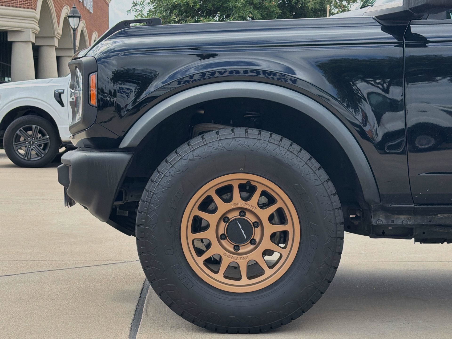 Certified 2023 Ford Bronco 4-Door AWD/4WD image 10