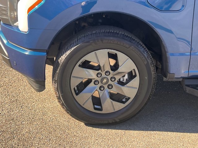 Certified 2022 Ford F150 Lightning Lariat w/ Max Trailer Tow Package image 11