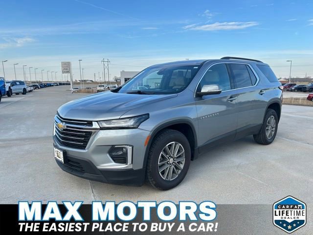 Used 2023 Chevrolet Traverse LT w/ LPO, Cargo Package image 2