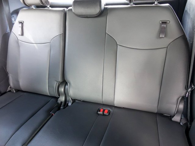 Used 2021 Toyota Sienna XSE w/ XSE Plus Package AWD/4WD image 19