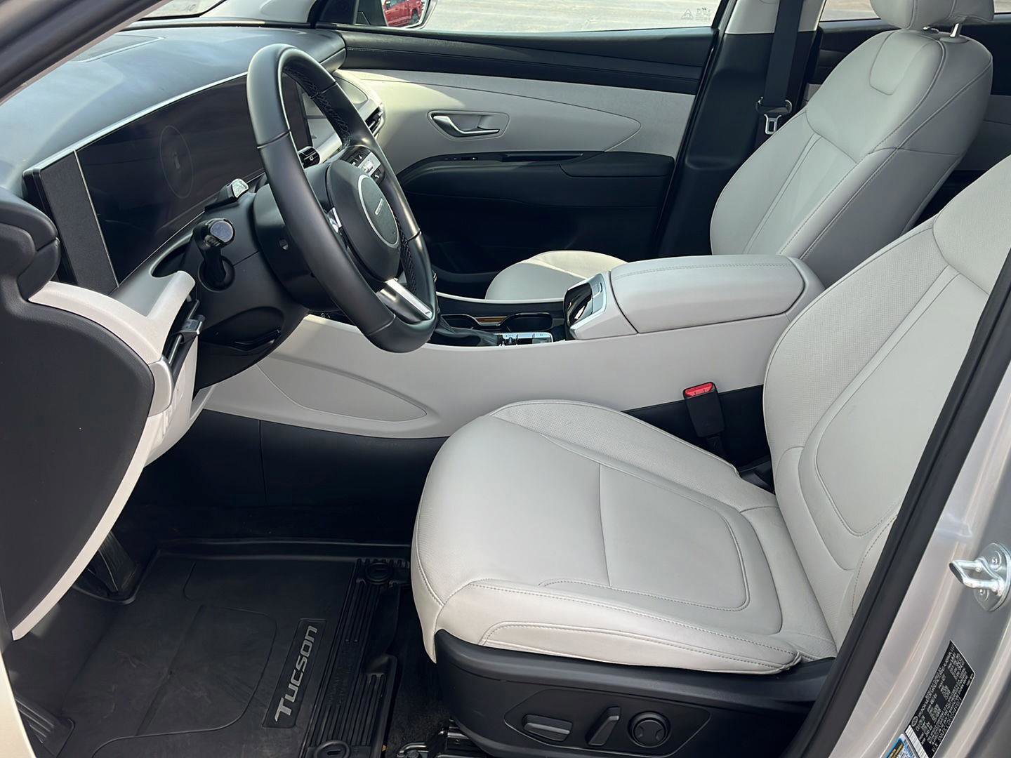 Used 2025 Hyundai Tucson SEL AWD/4WD image 11