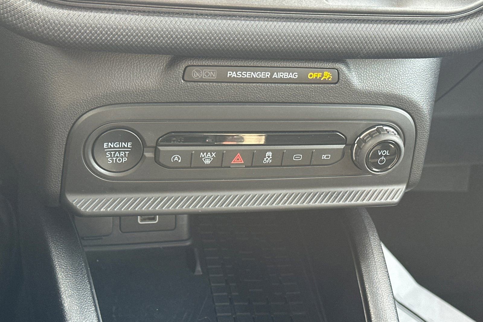 Certified 2025 Ford Bronco Sport Big Bend w/ Convenience Package image 21