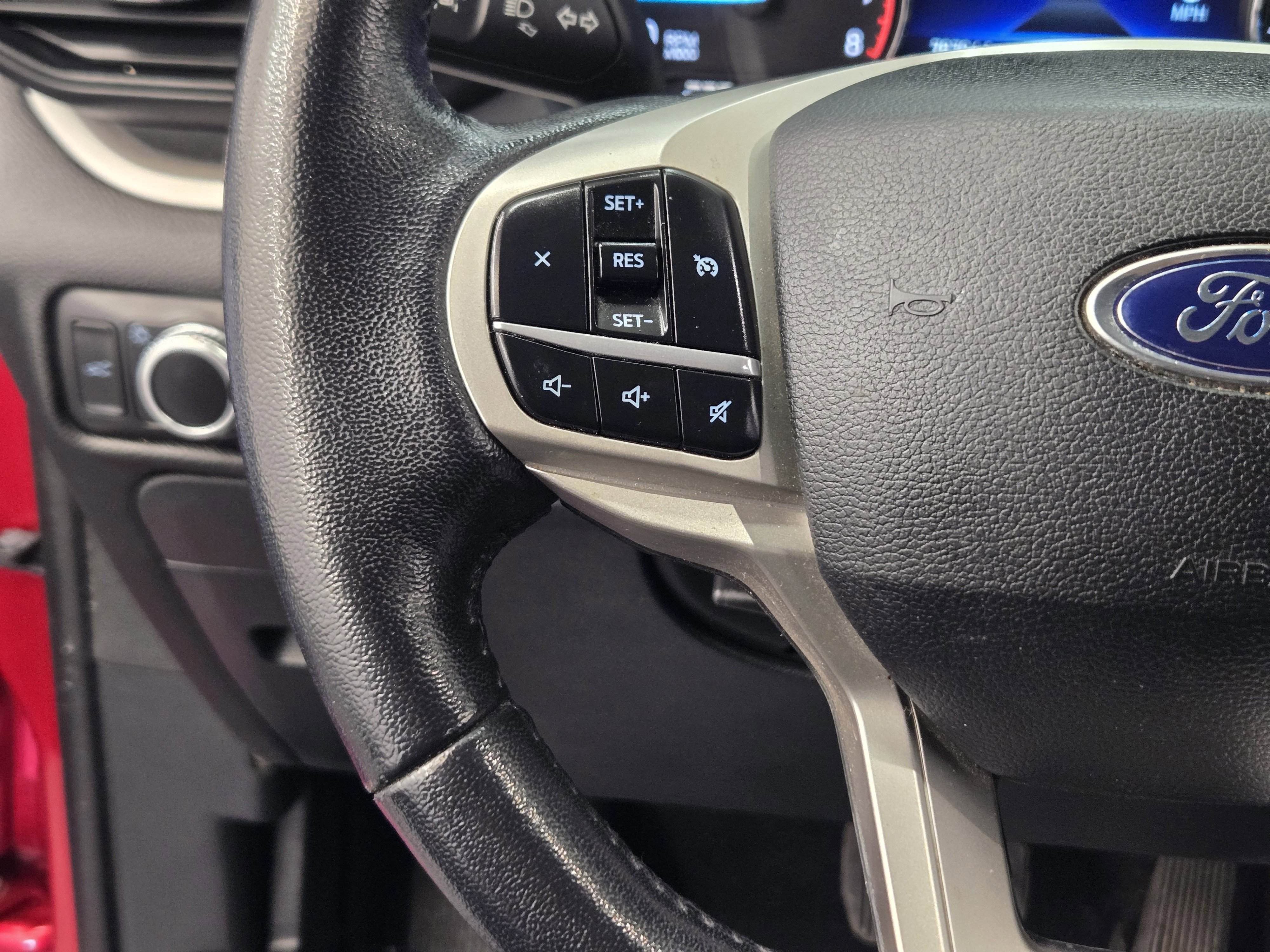 Certified 2021 Ford Explorer XLT image 25