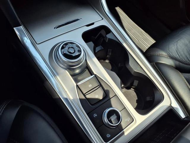 Certified 2022 Ford Explorer Platinum w/ Equipment Group 601A image 11