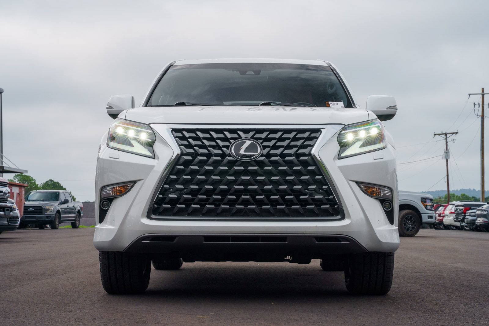 Used 2023 Lexus GX 460 Premium w/ Premium Plus Package AWD/4WD image 2