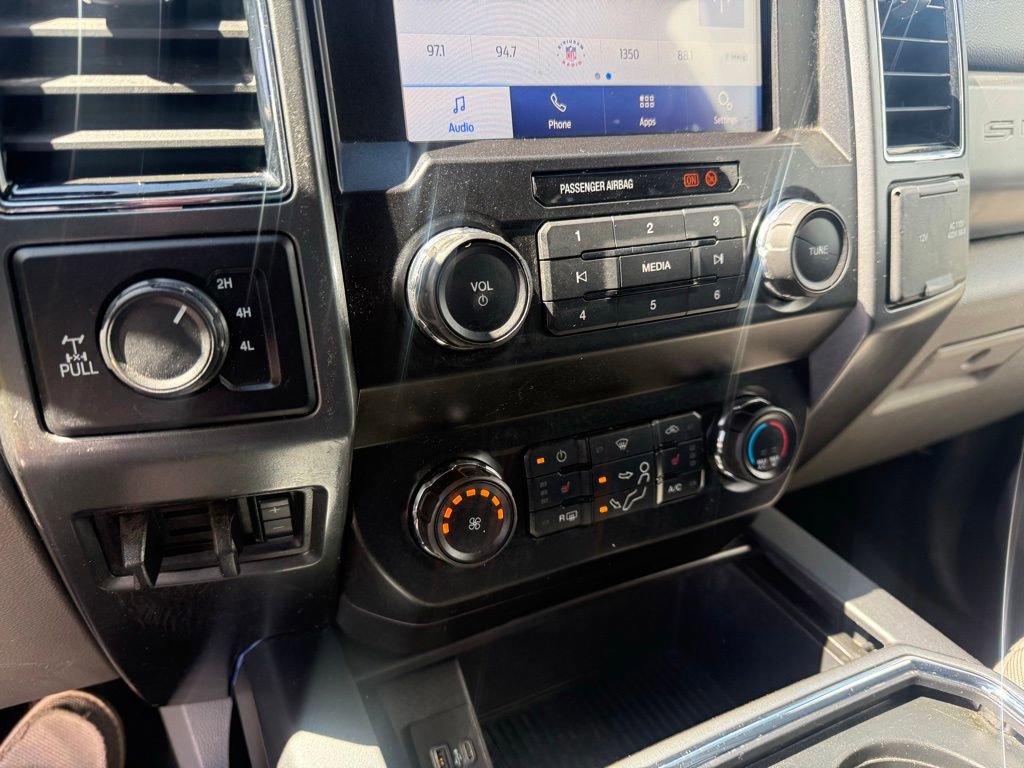 Certified 2022 Ford F250 XLT w/ XLT Premium Package AWD/4WD image 28