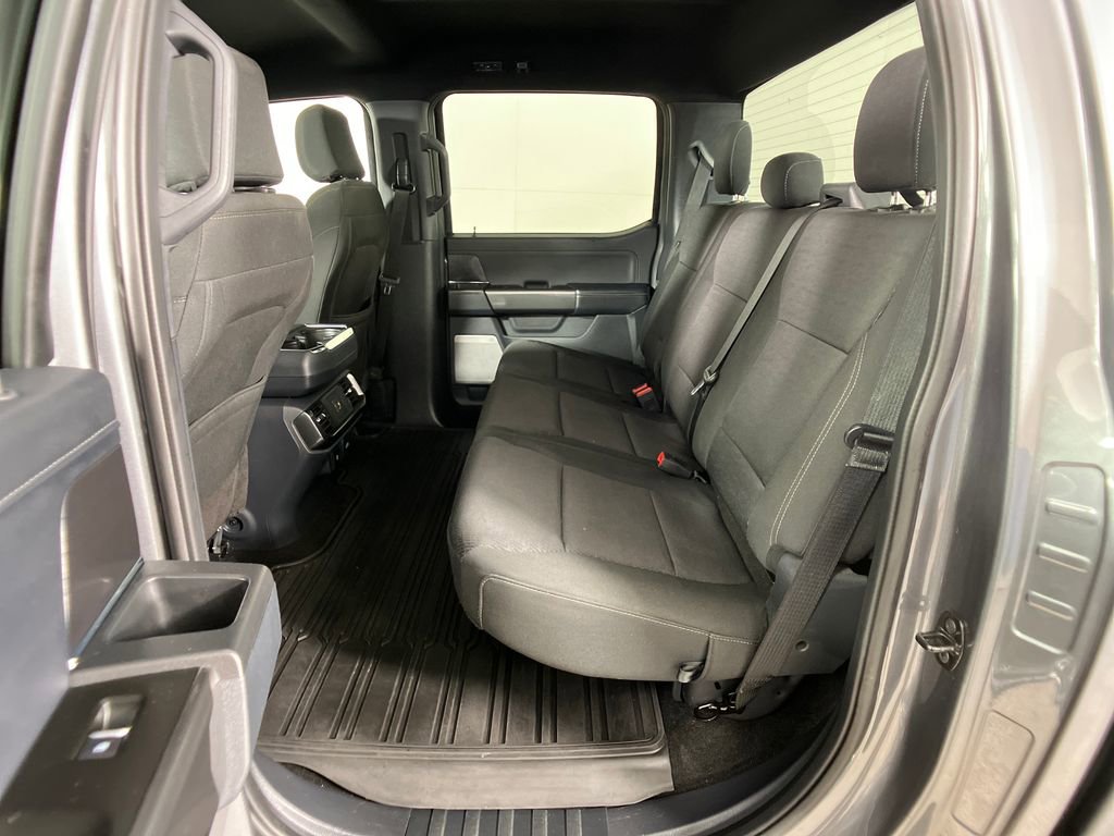 Certified 2022 Ford F150 XLT w/ Equipment Group 302A High image 31