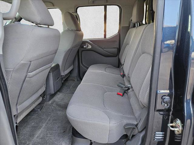 Used 2017 Nissan Frontier SV AWD/4WD image 14