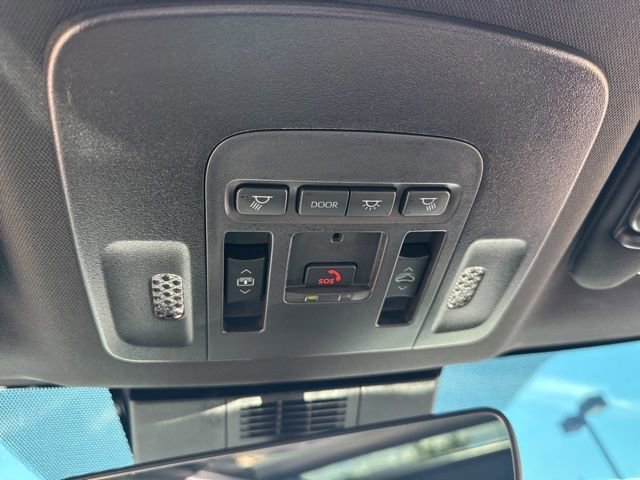 Used 2025 Toyota Camry XSE w/ Premium Plus Package FWD image 33