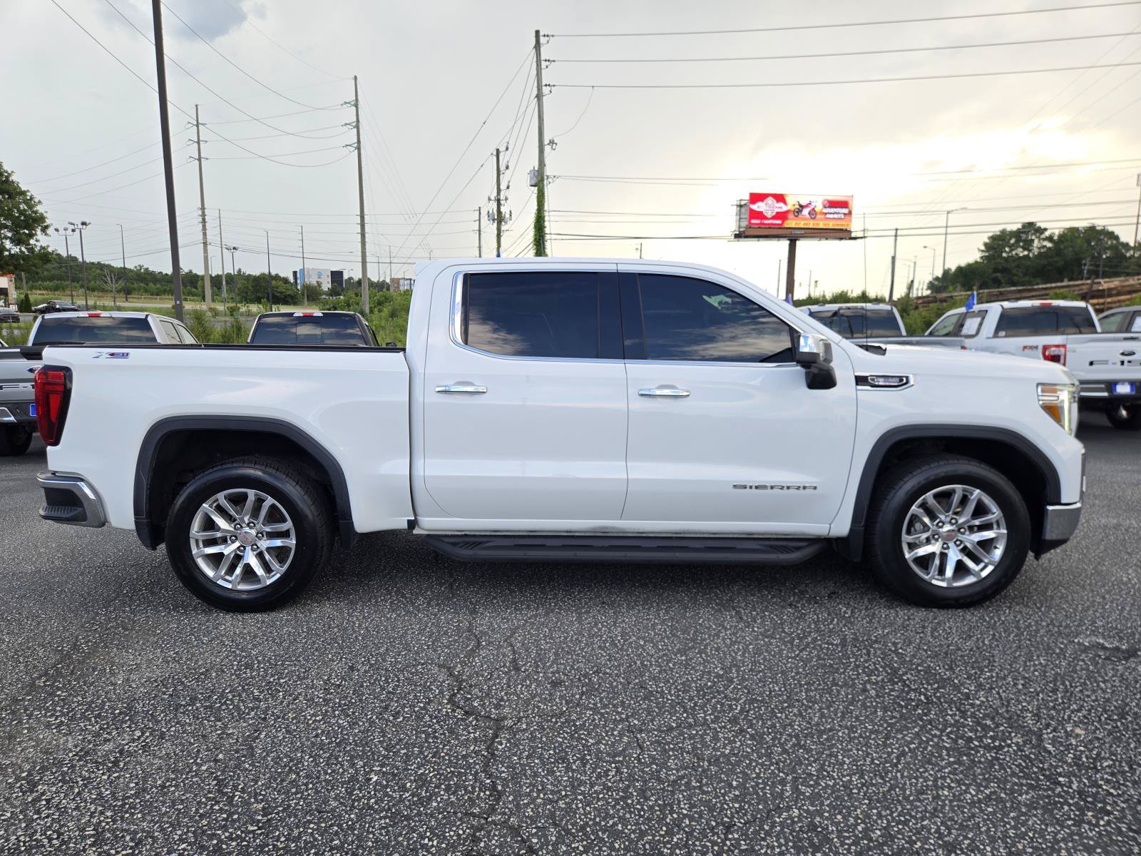 Used 2021 GMC Sierra 1500 SLT w/ SLT Convenience Package AWD/4WD image 5