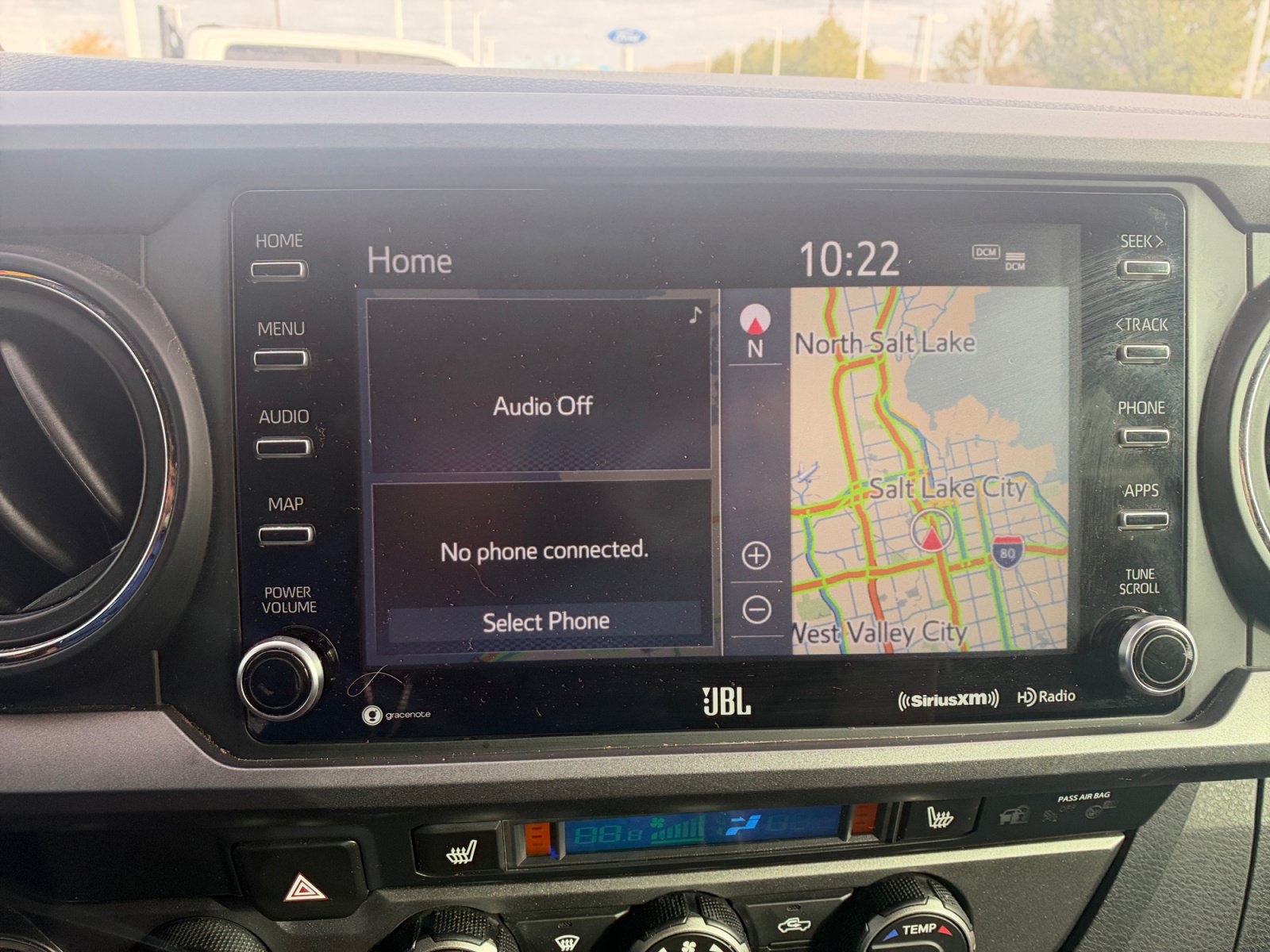 Used 2021 Toyota Tacoma TRD Sport w/ TRD Premium Sport Package AWD/4WD image 19