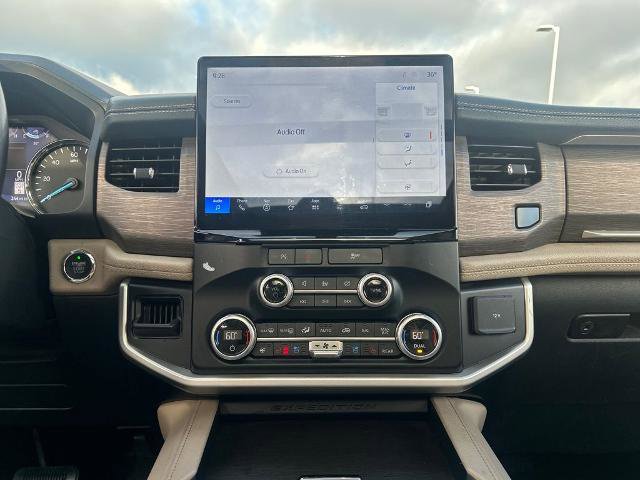 Certified 2024 Ford Expedition Limited image 25