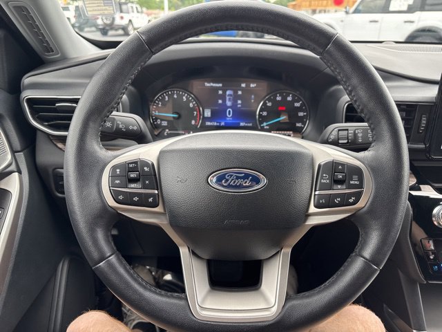Certified 2024 Ford Explorer Limited RWD image 18