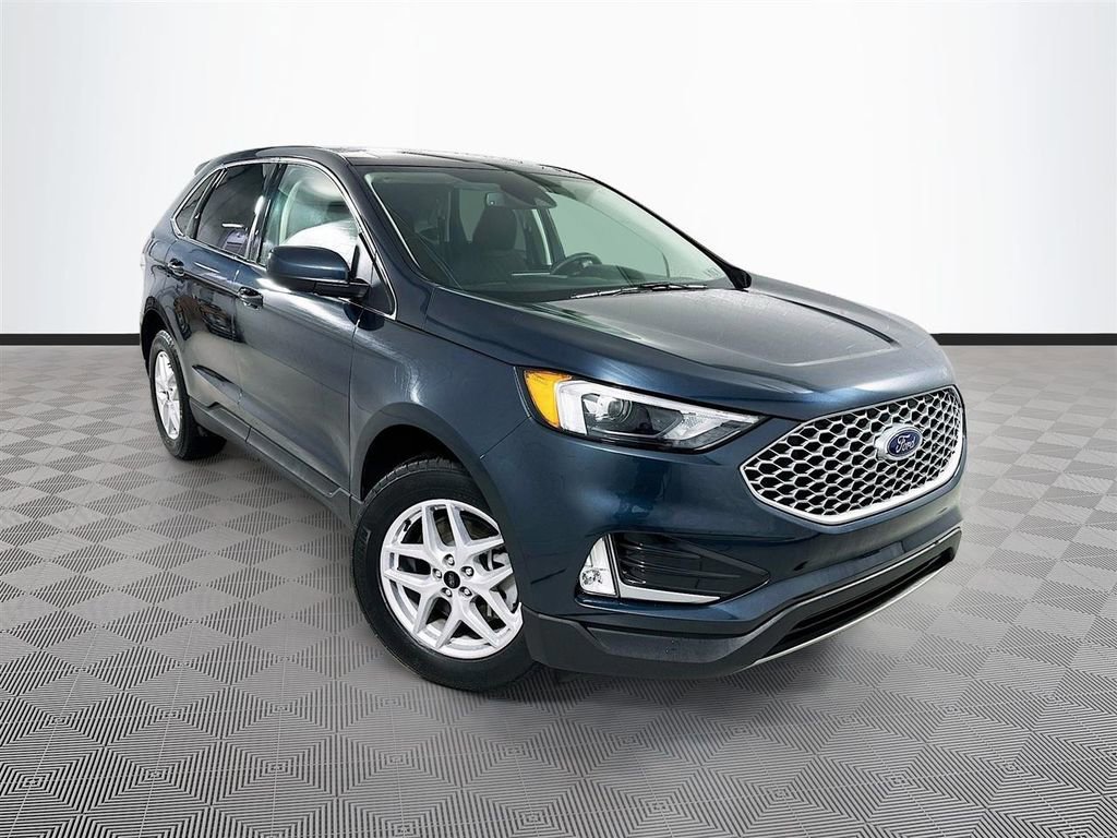 Certified 2023 Ford Edge SEL w/ Convenience Package AWD/4WD image 6