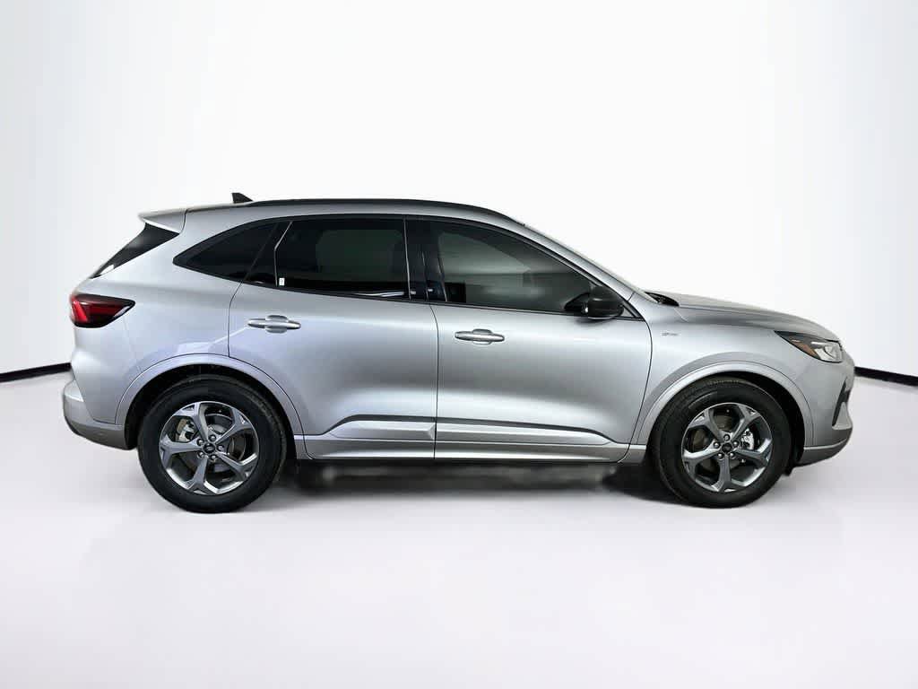 Certified 2023 Ford Escape ST-Line w/ Tech Pack #1 FWD image 25