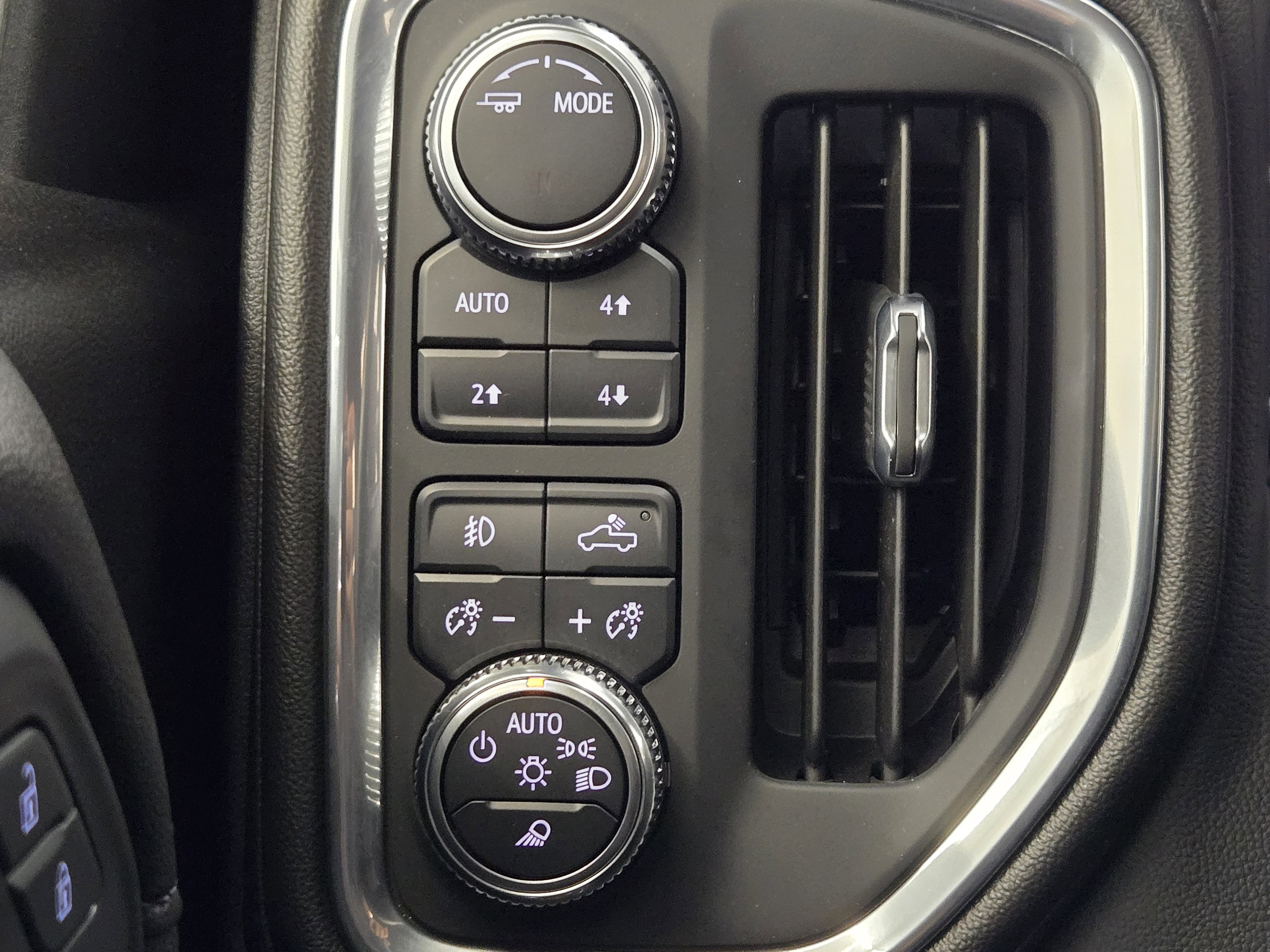 Used 2022 GMC Sierra 1500 SLT w/ SLT Premium Plus Package AWD/4WD image 23