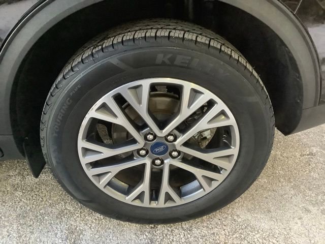 Certified 2020 Ford Escape SEL image 36