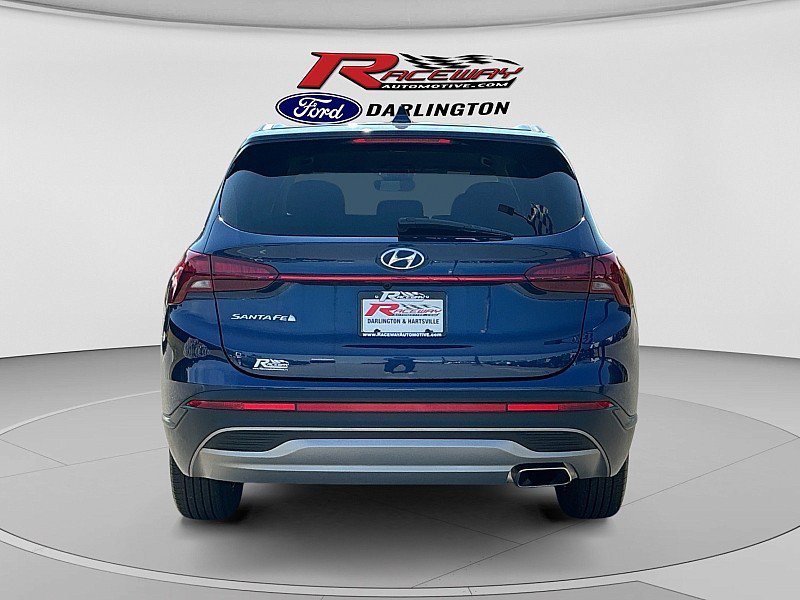 Used 2023 Hyundai Santa Fe SE FWD image 4