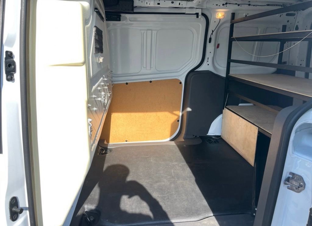 Certified 2022 Ford Transit Connect XL image 8