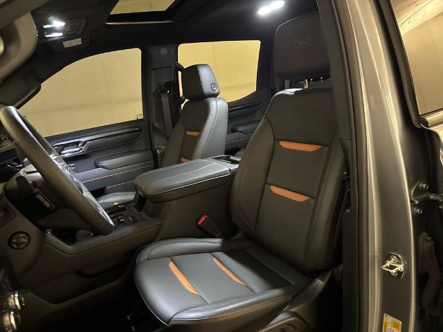 Used 2025 GMC Sierra 1500 AT4 w/ AT4 Premium Package AWD/4WD image 14