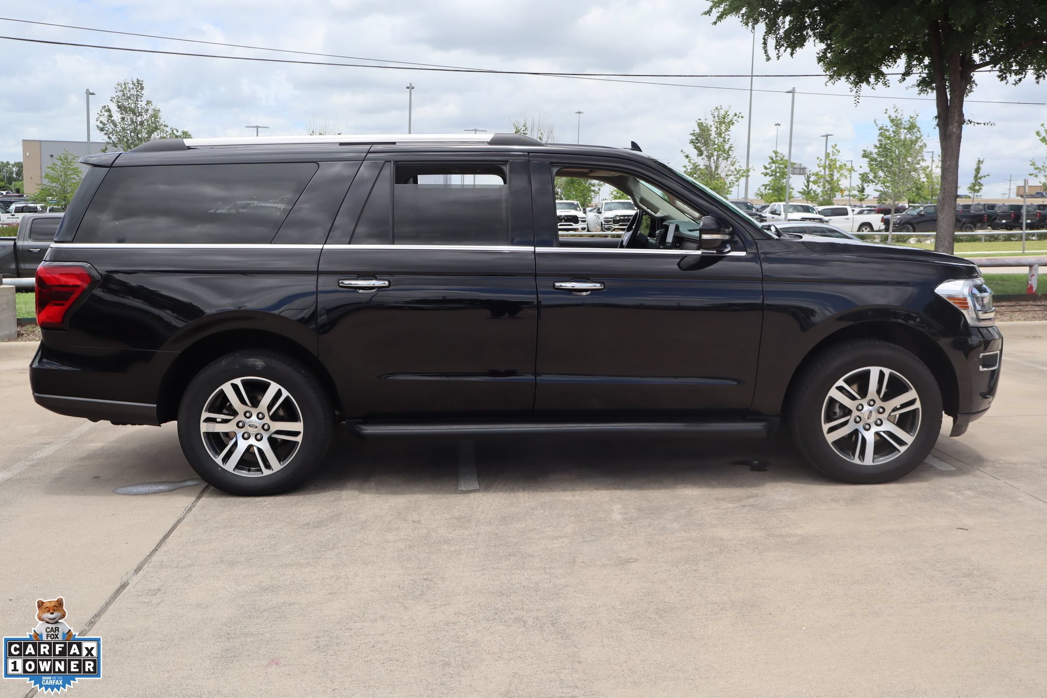 Certified 2024 Ford Expedition Max Limited AWD/4WD image 2