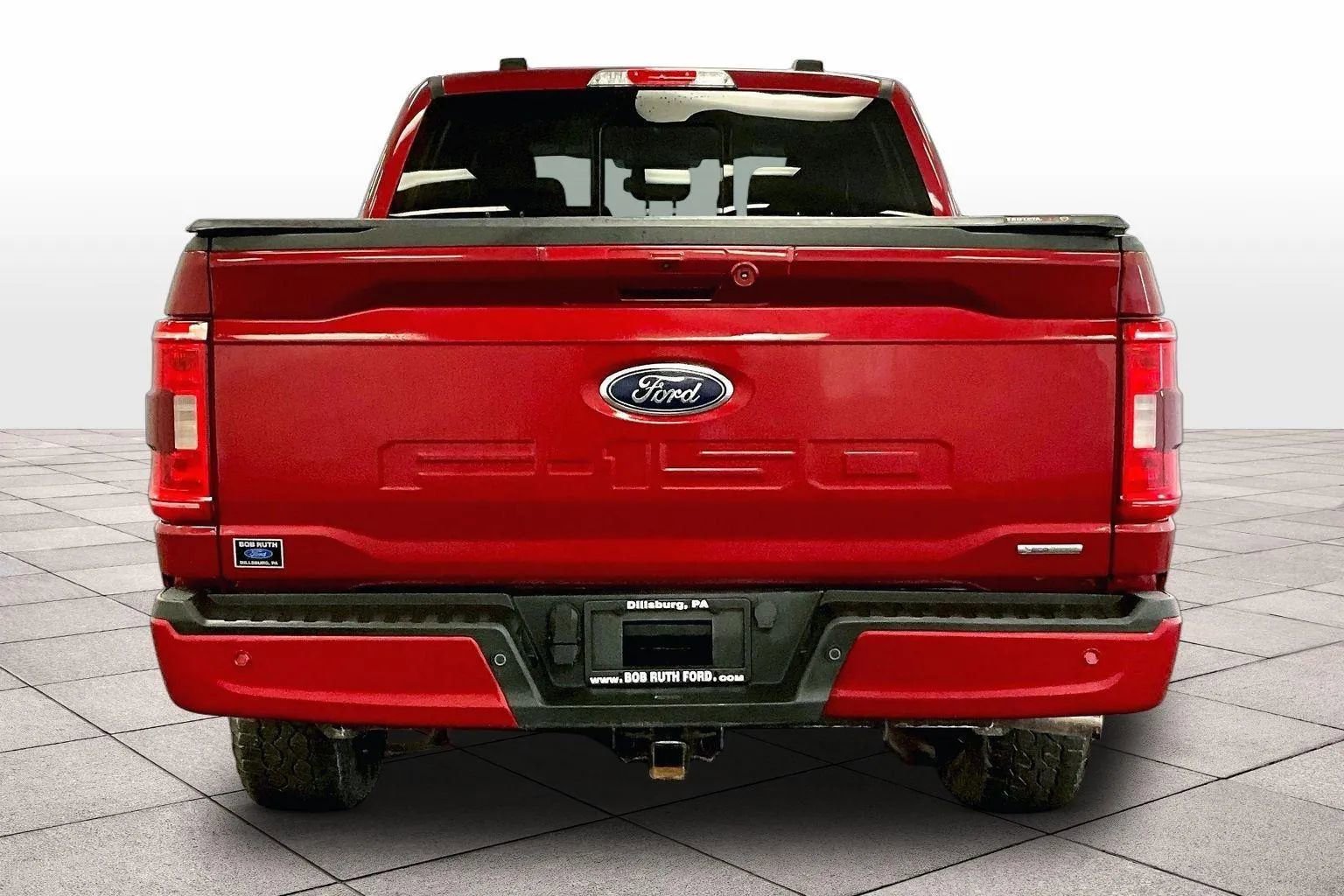 Certified 2022 Ford F150 XLT w/ Equipment Group 302A High image 4