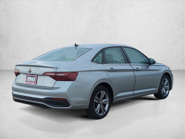 Used 2024 Volkswagen Jetta SE FWD image 6
