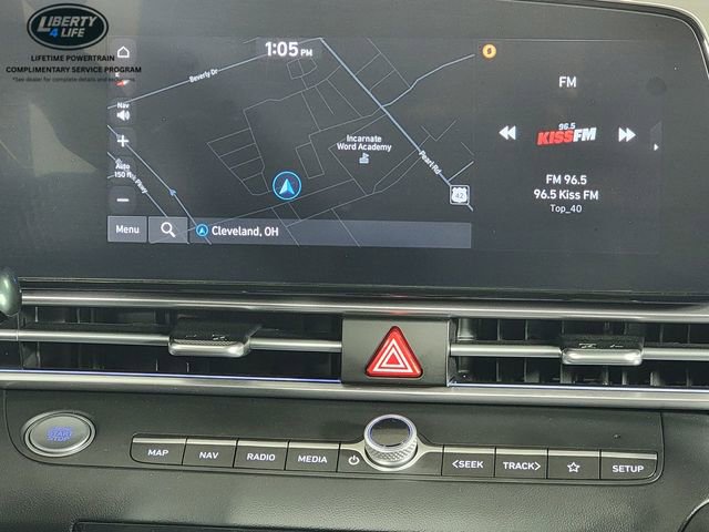 Used 2023 Hyundai Elantra Limited image 21