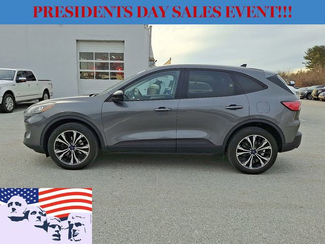 Certified 2022 Ford Escape SE w/ SE Sport Appearance Package image 6