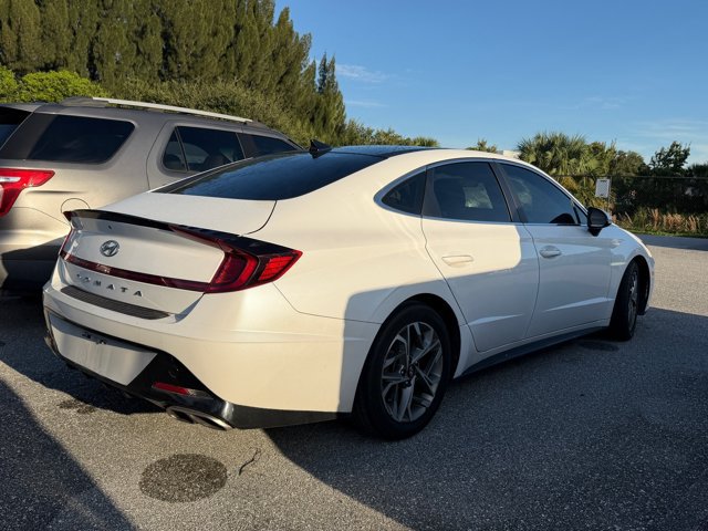 Used 2021 Hyundai Sonata SEL w/ Convenience Package FWD image 11