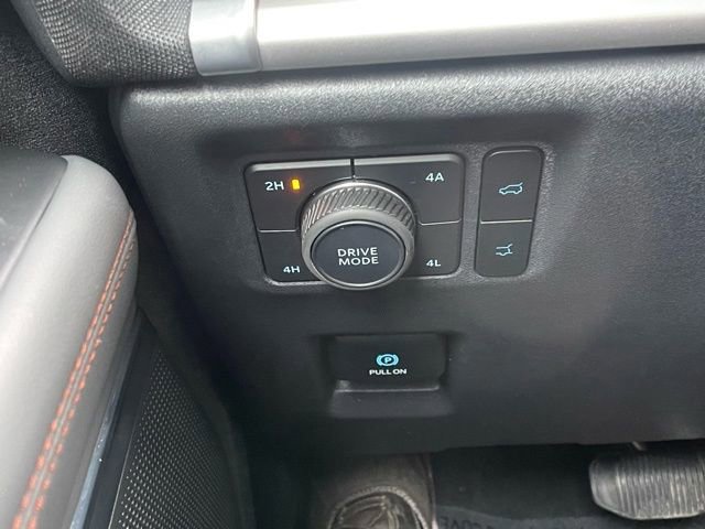 Certified 2025 Ford Expedition Active image 29