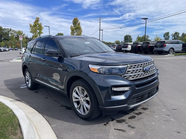 Certified 2023 Ford Explorer Limited w/ Limited Technology Package AWD/4WD image 7